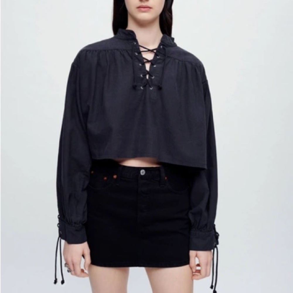 RE/DONE Pirate Long-Sleeve Lace-Up Crop Top